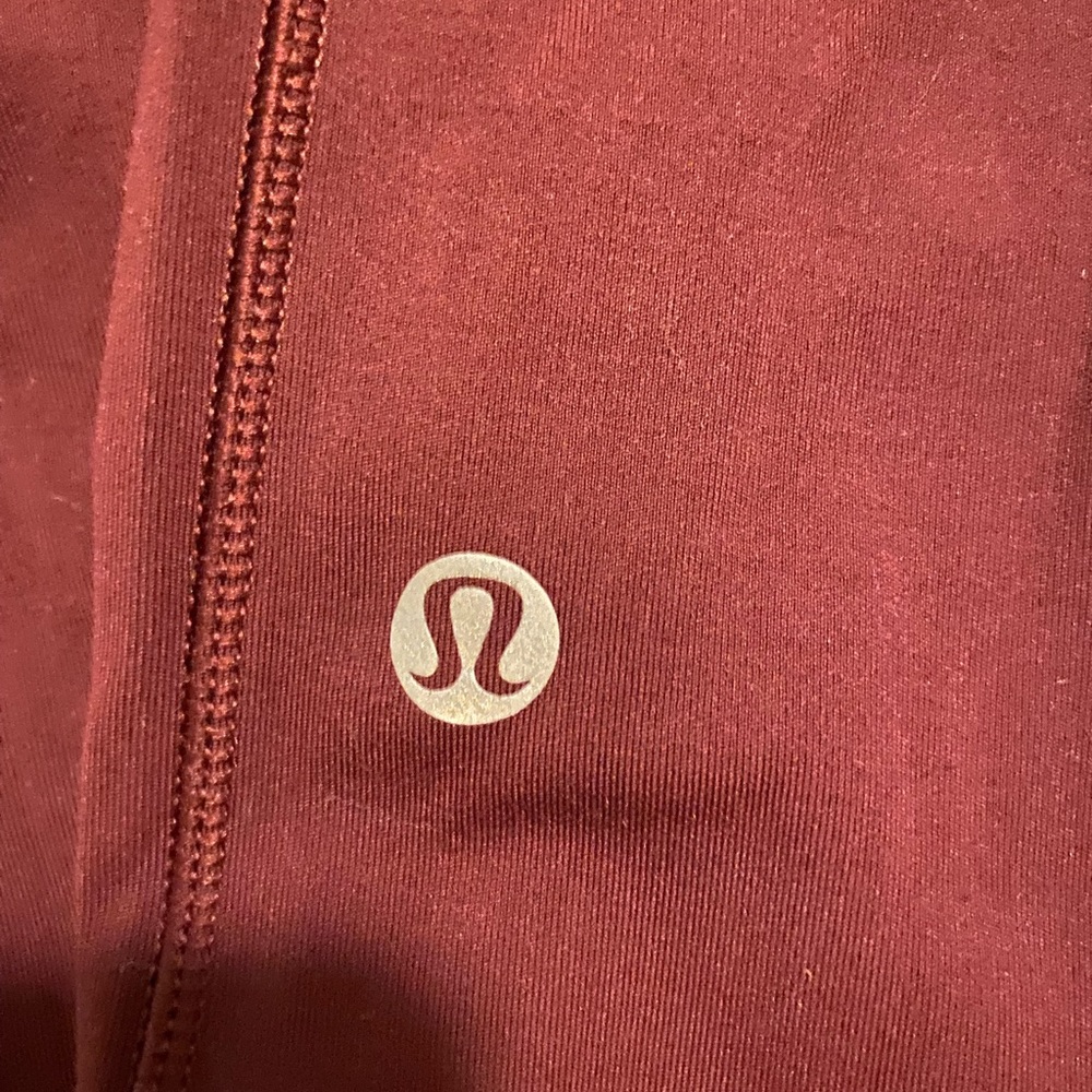 LULULEMON SIZE 4 FAST AND FREE HIGH RISE - Picture 2 of 4